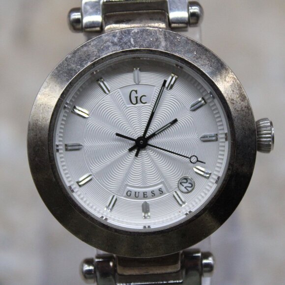 Vintage GUESS GC Watch Silver Tone Stainless Steel Unisex Quartz Dial Y2k - Picture 3 of 8